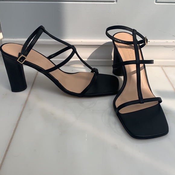 Club Monaco Catiey Heels - Picture 2 of 7